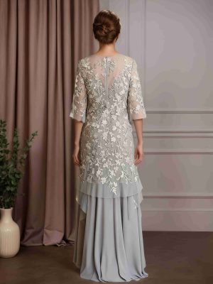 A-Line/Princess Scoop Neck Half Sleeves Floor-Length Mother of the Bride Dresses with Appliques