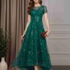 A-Line/Princess Scoop Neck Short Sleeves Asymmetrical Mother of the Bride Dresses with Lace Appliques & Sequins