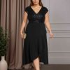 A-Line/Princess V-Neck Short Sleeves Asymmetrical Plus Size Mother of the Bride Dresses with Sequins