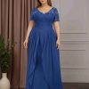 A-Line/Princess V-Neck Short Sleeves Floor-Length Plus Size Mother of the Bride Dresses with Overskirt & Lace Appliques