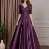 A-Line/Princess V-Neck Short Sleeves Floor-Length Satin Mother of the Bride Dresses with Lace Appliques