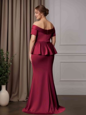 Mermaid/Trumpet Off-The-Shoulder Short Sleeves Floor-Length Plus Size Mother of the Bride Dresses with Sequins & Appliques