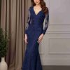 Trumpet/Mermaid V-Neck Long Sleeves Floor-Length Mother of the Bride Dresses with Lace Appliques