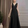 Trumpet/Mermaid V-Neck Sleeveless Floor-Length Mother of the Bride Dresses with Pleated & Overskirt